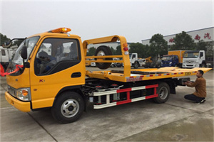 柳南区哪里有拖车服务