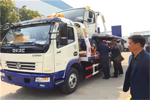 柳南区汽车道路救援拖车价格